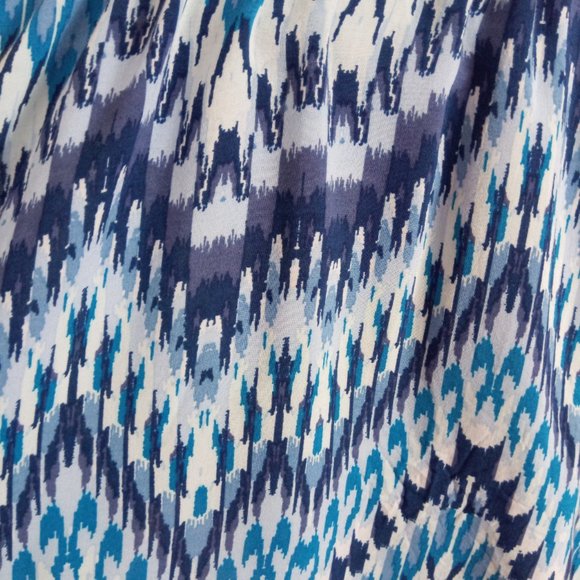 Aeropostale spaghetti strap tank. Blue. Medium - Picture 2 of 6